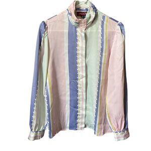 Vintage Sasson Paris NewYork size 10 satin top.